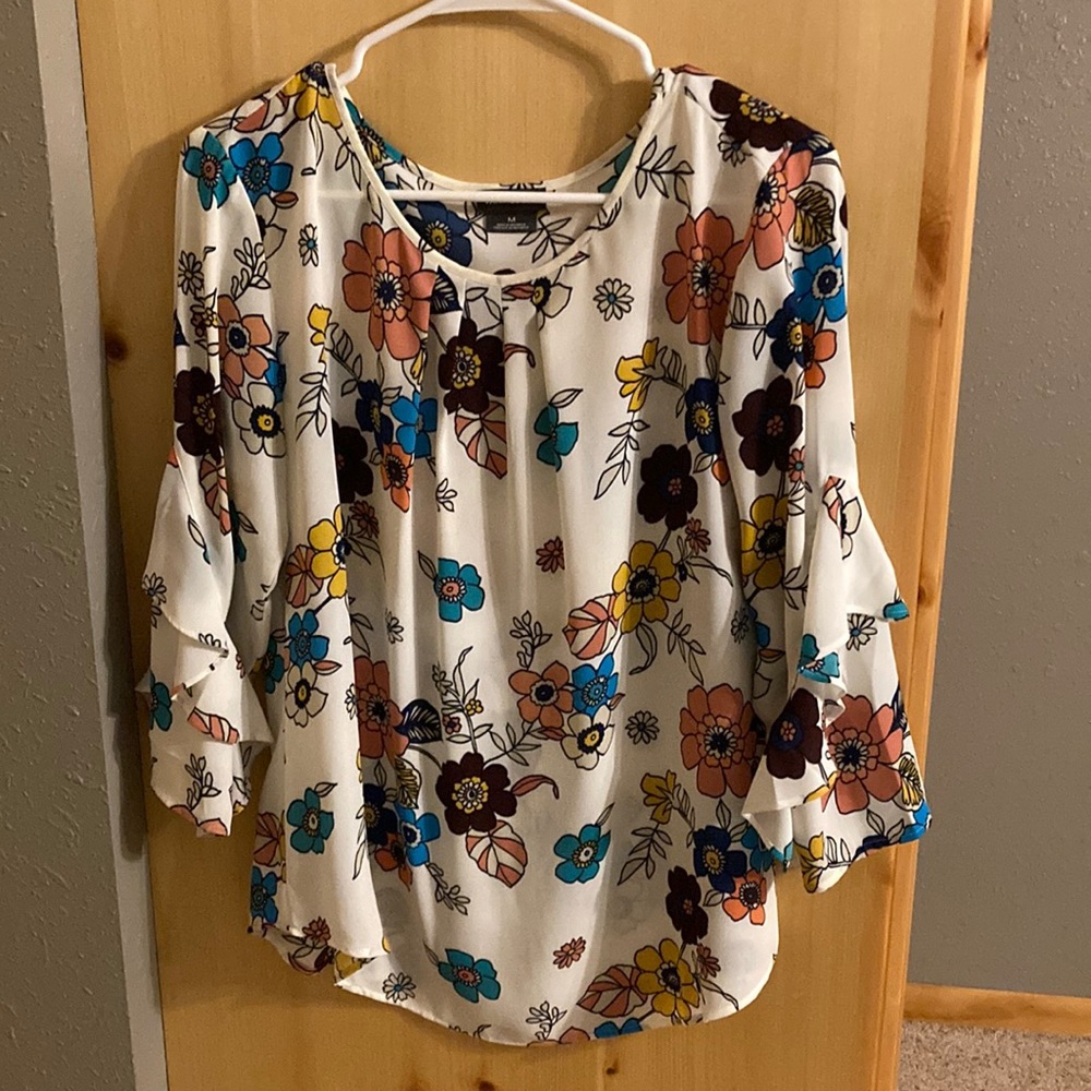 Floral Flutter-Sleeve Blouse